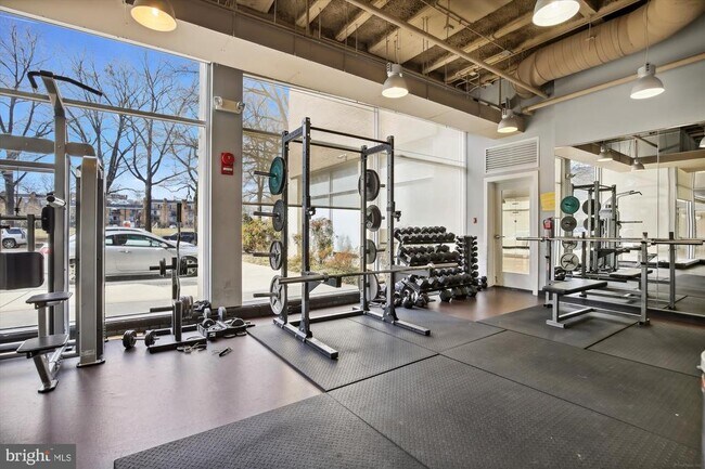 Building Photo - 800 4th St SW