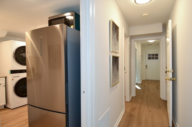 Building Photo - 601 G St SW