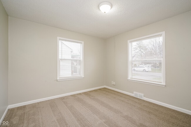 Building Photo - 3428 N Riley Ave