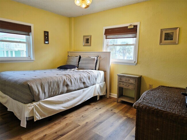 Building Photo - 16611 Jolly Roger Rd