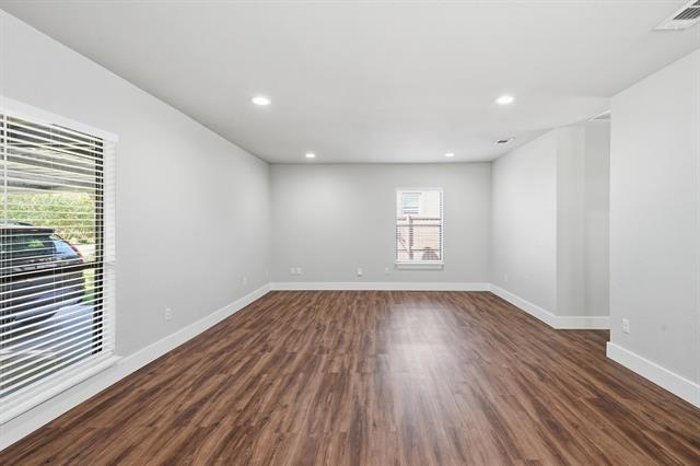 Building Photo - 9011 Angora St