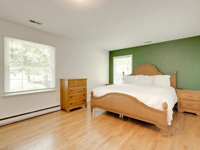 Building Photo - Coastal Living at Weaver