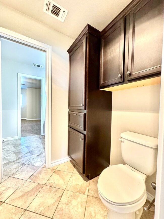 Building Photo - 3 bed 2.5 bath - Cooper ISD