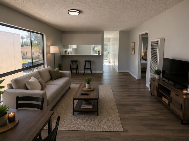 Building Photo - 2939 S Orange Dr