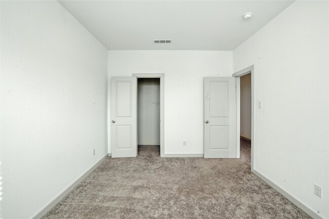 Building Photo - 6441 Iron Horse Blvd