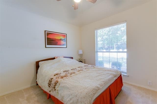 Building Photo - 2304 Ravenhurst Dr