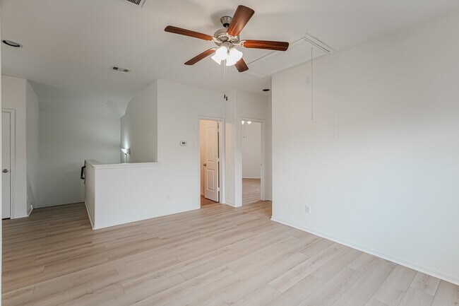 Building Photo - 25507 Marmite Dr