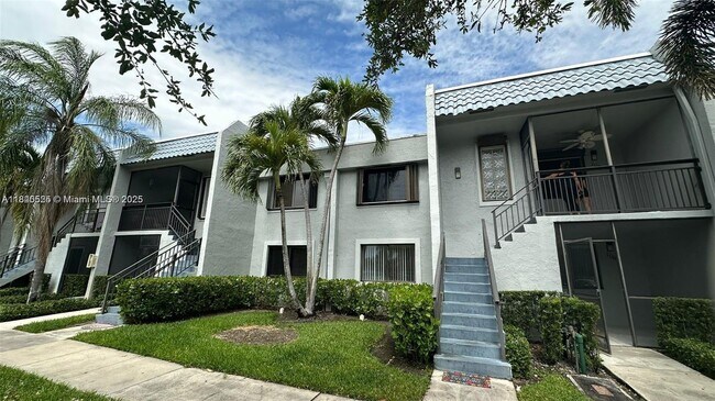 Building Photo - 16561 Blatt Blvd