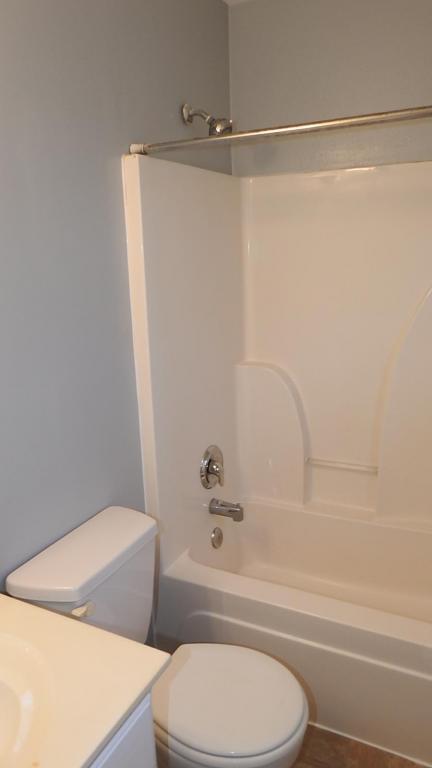 Building Photo - 621 N Downey Ct