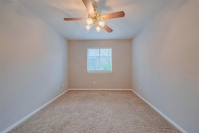 Building Photo - 17323 Thicket Hollow Ln