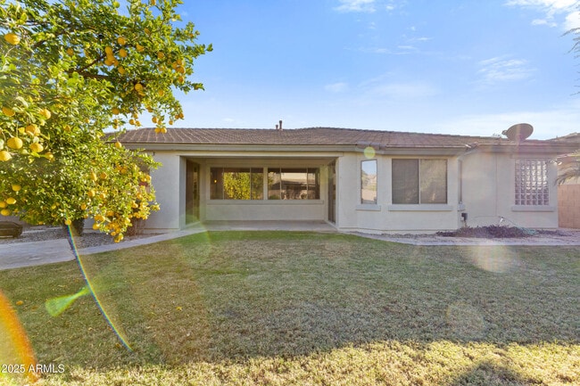 Building Photo - 474 W Seagull Dr