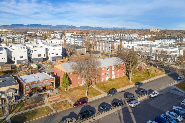 Aerial Photo - Townview Plaza Apartments