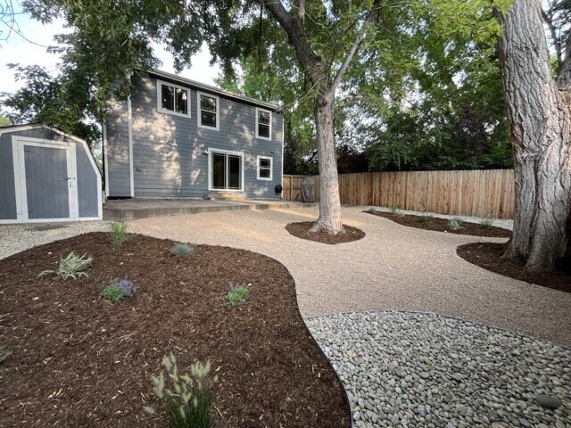 Building Photo - "Charming 3-Bed Home with Finished Basemen...