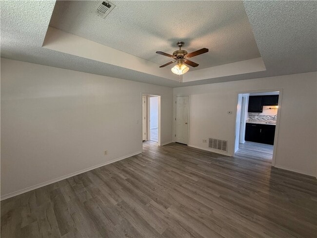 Building Photo - 1272 Tradition Ave