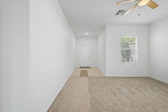 Building Photo - 35450 W Santa Clara Ave