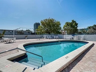 Building Photo - 7300 Wayne Ave