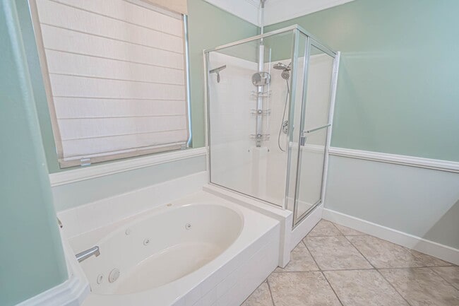 Building Photo - Beautiful Single-Story 5-Bedroom Pool Home with RV Parking in Palmdale!