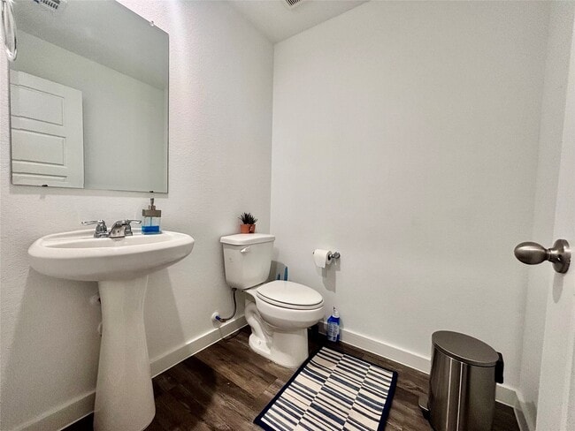 Building Photo - 1119 Fringed Bluestar Dr