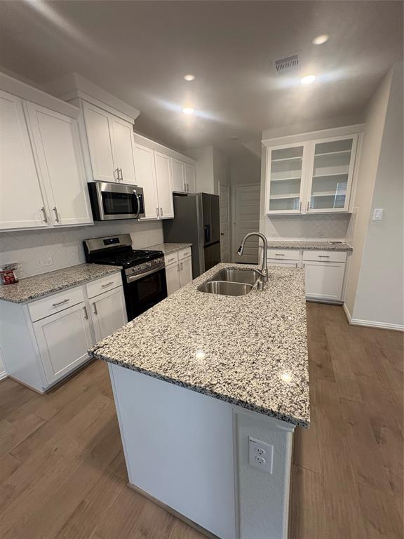 Building Photo - 27831 Western Crk Ct