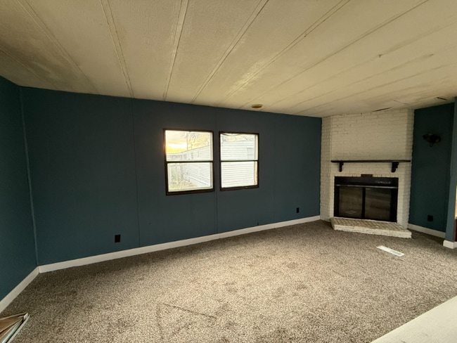 Building Photo - 110 Herman Ln