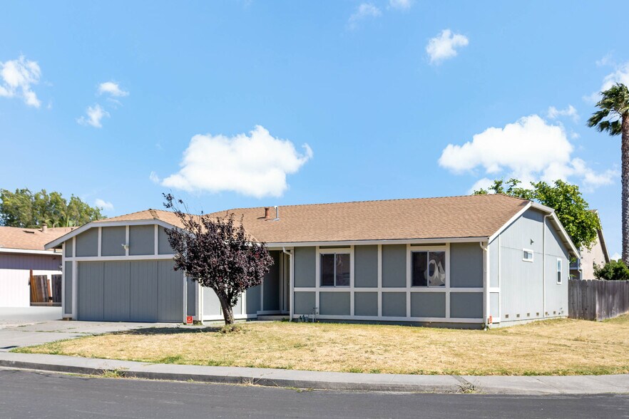 Building Photo - 1401 Prospect Way