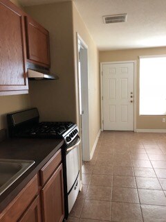 Building Photo - 114 Trestle Tree