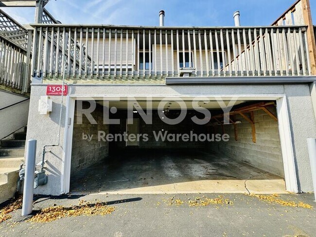 Building Photo - 1308 Landmark Trail S
