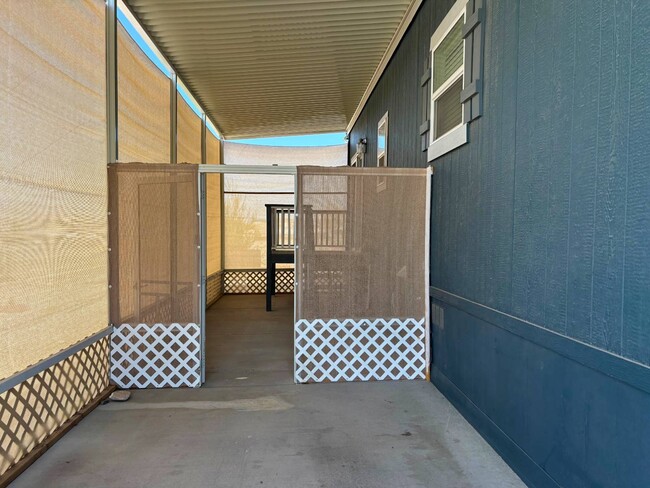 Building Photo - 350 Lee Ave