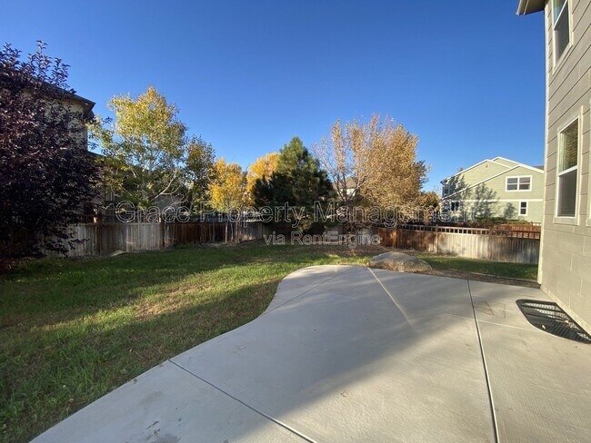 Building Photo - 239 Bristlecone St