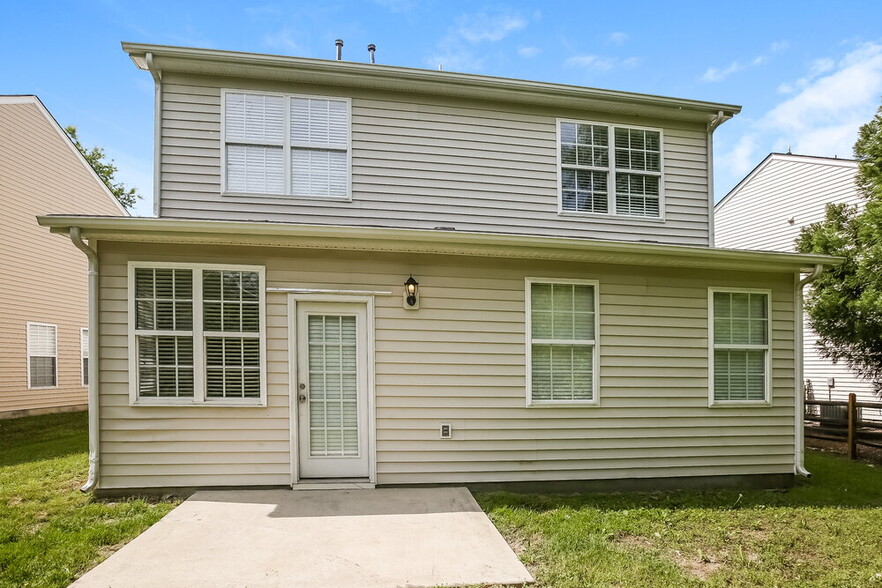 Building Photo - 4712 Abercromby St