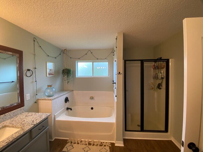 Building Photo - 6486 Surfside Cove