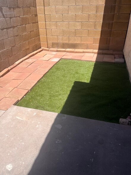 Private patio area - 6213 E Greenway St