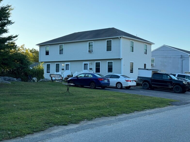 Building Photo - 40 Magnolia St