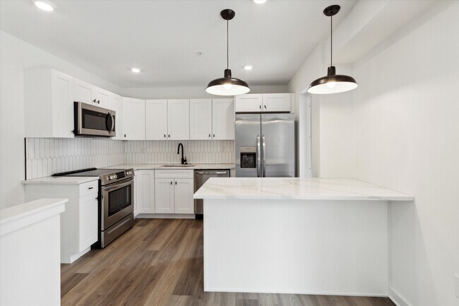 Building Photo - 1514 Master St