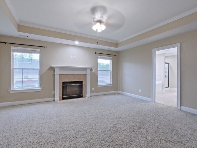 Building Photo - 4 bedroom 3 bath home- Pet Friendly- Grovetown GA