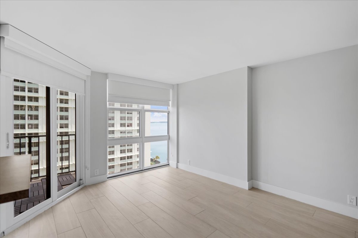 Building Photo - 1865 Brickell Ave