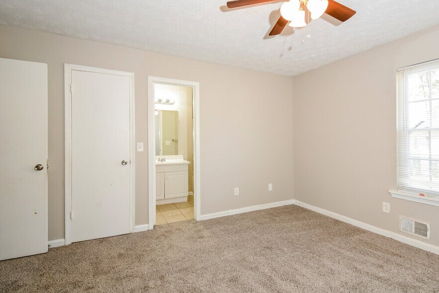 Building Photo - 3571 Hopkins Ct