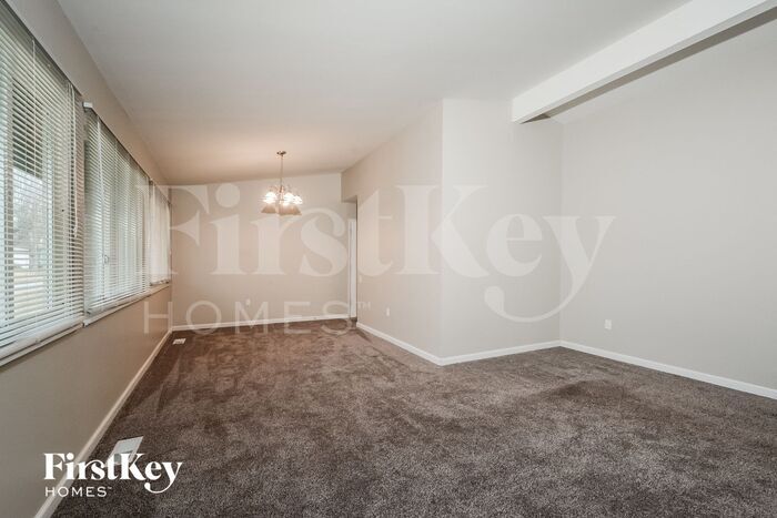 Building Photo - 2320 Palomino Ln
