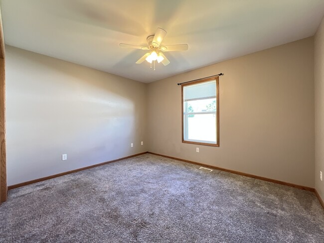 Building Photo - 3001 Stellar Eagle Dr