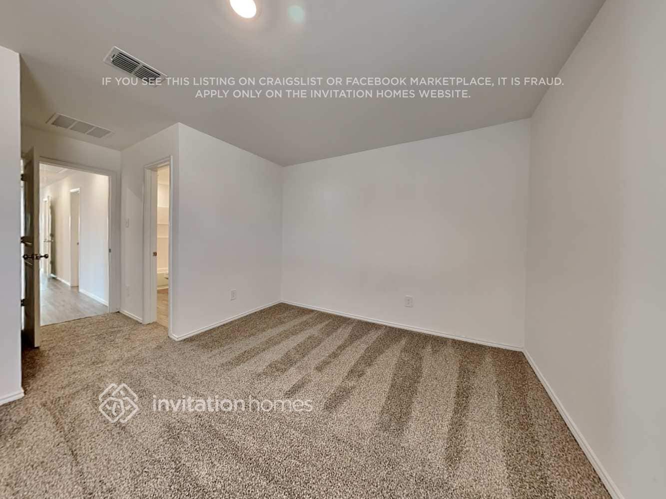 Building Photo - 3223 Crestone Dr