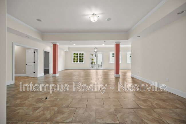 Building Photo - 7 Crooked Stick Ln