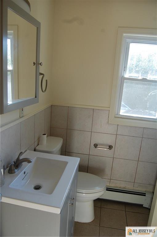 Building Photo - 57 Avenel St