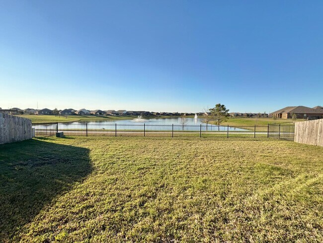 Building Photo - 4619 Grigio Pines Dr