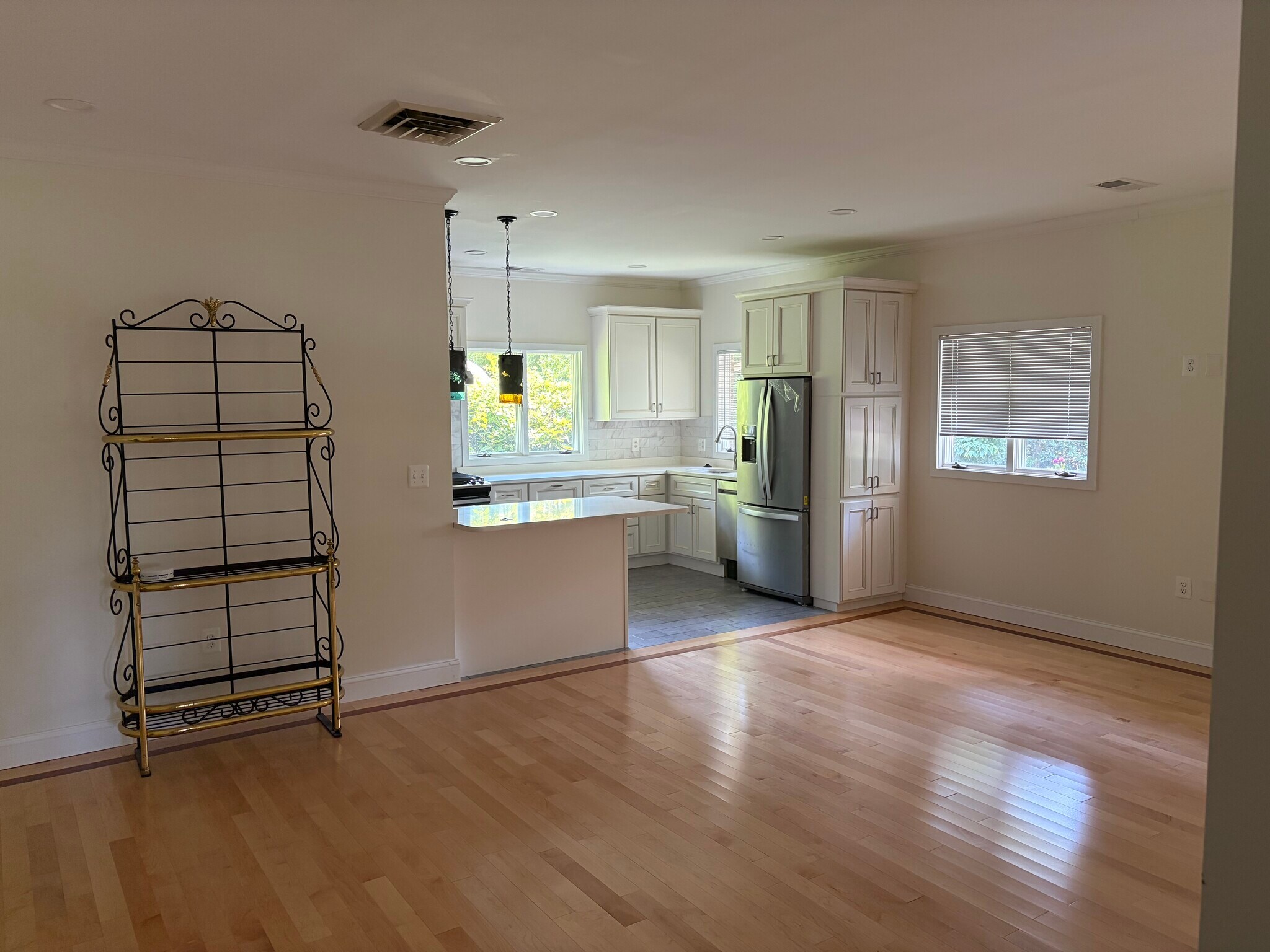 Building Photo - 8717 Little River Tpke