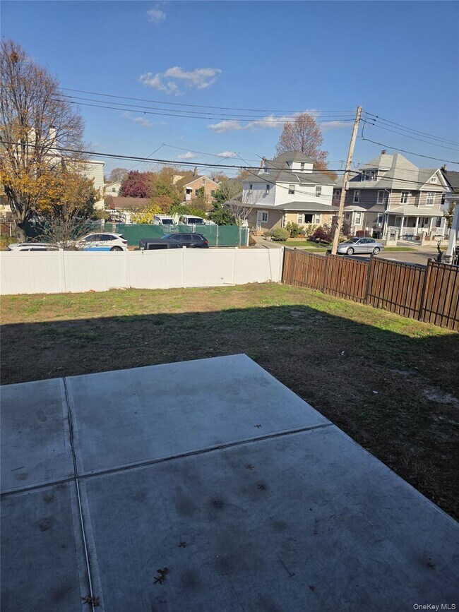 Building Photo - 13-03 154th St