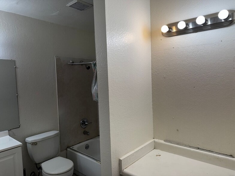 Building Photo - 6284 Porterfield Ct