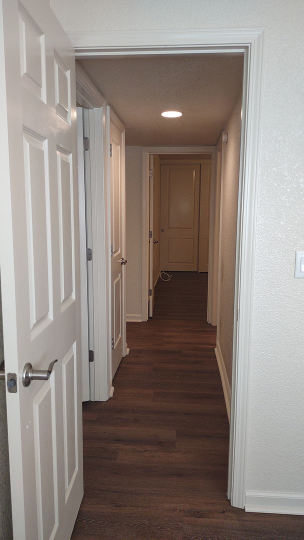 Building Photo - 8956 Red Leaf Way