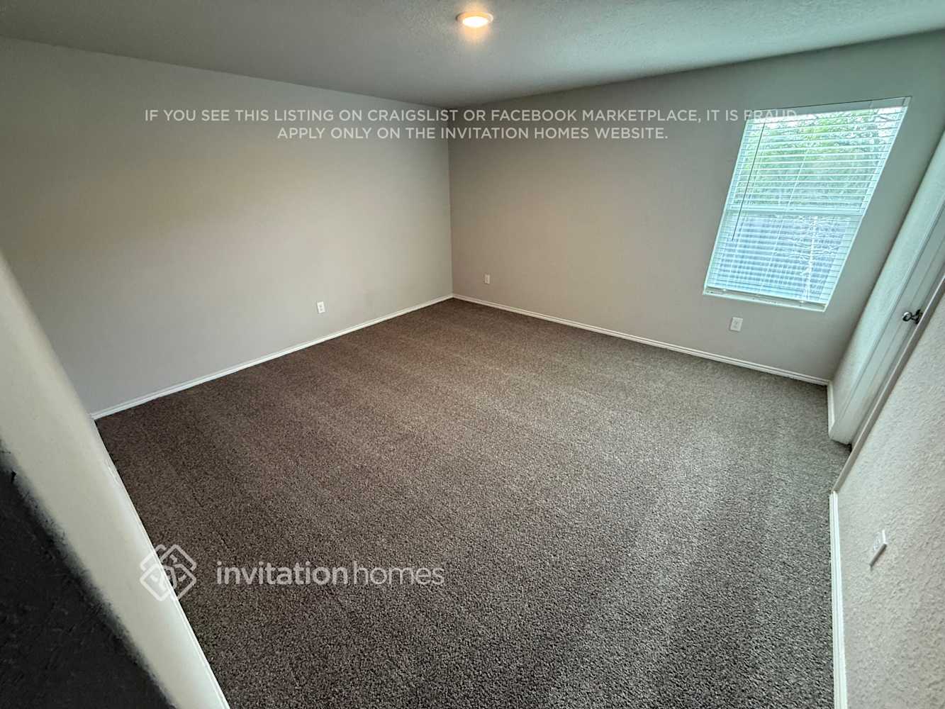 Building Photo - 14539 Southton Pond