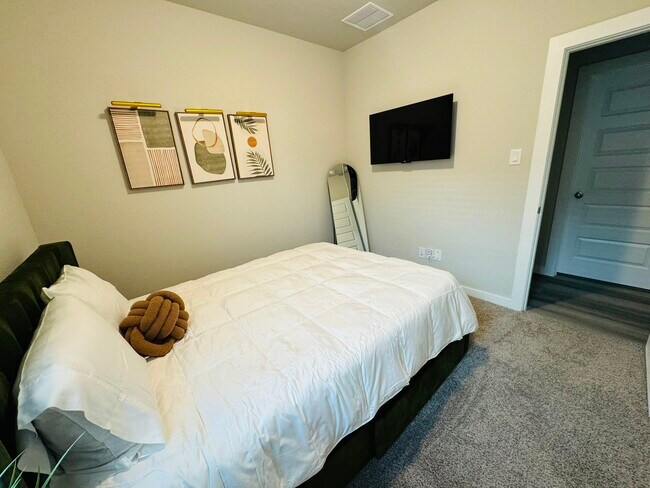 Building Photo - 5608 Madden Ln