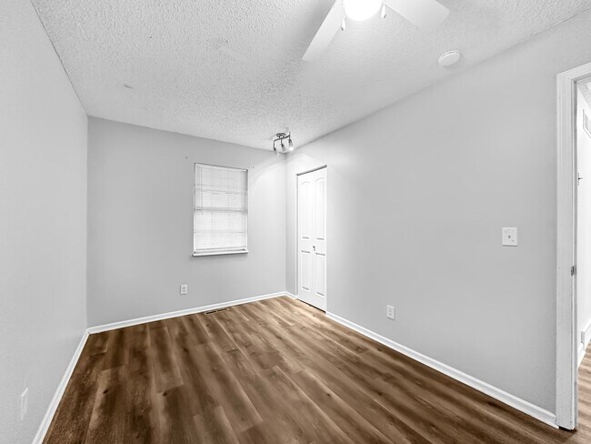 Building Photo - Coming Soon! 3 BR/2BA | Newly Renovated Single Family Home |2-Car Garage Parking | Large yard!